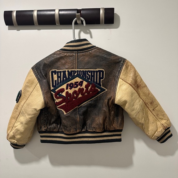 Vintage Gap Varsity Jacket - Picture 6 of 11